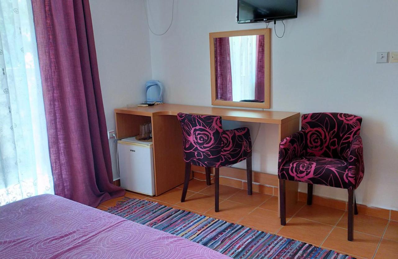 Apartamento Tri Palme Bečići Exterior foto