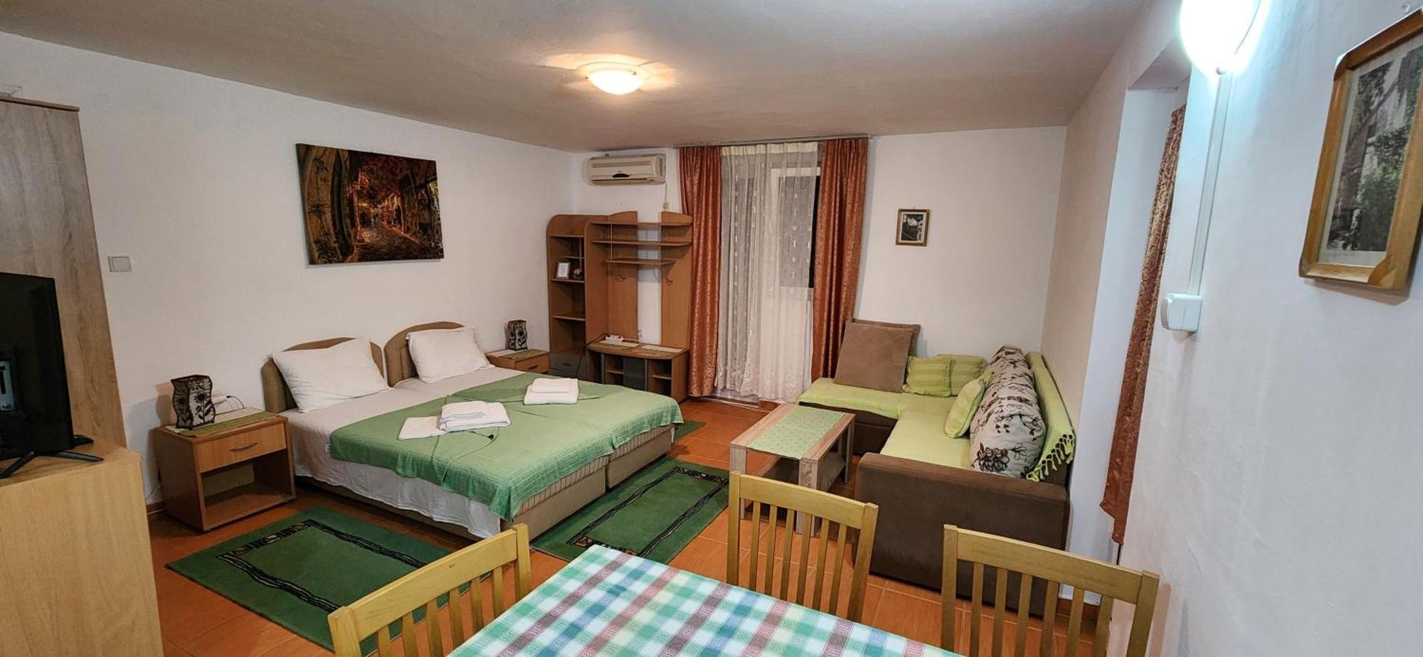 Apartamento Tri Palme Bečići Exterior foto