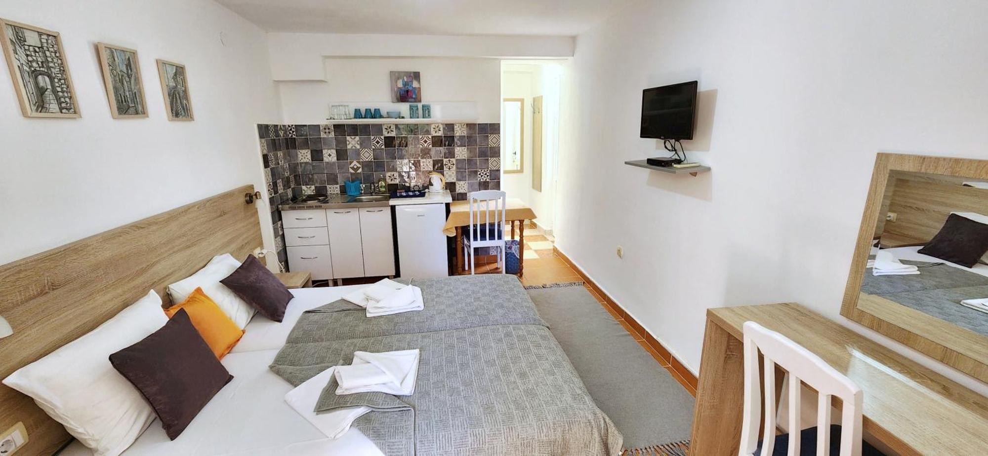 Apartamento Tri Palme Bečići Exterior foto