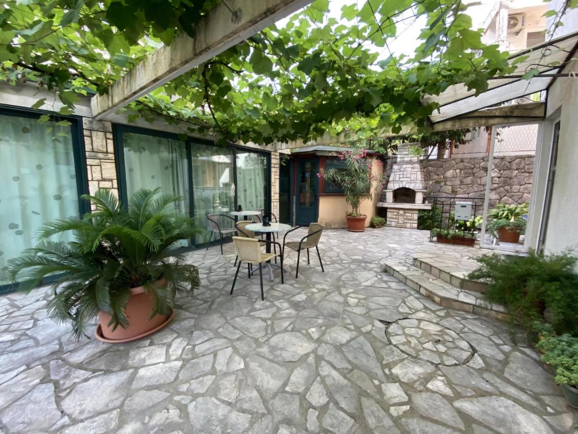 Apartamento Tri Palme Bečići Exterior foto